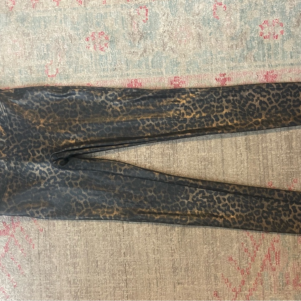Spanx leopard print leggings